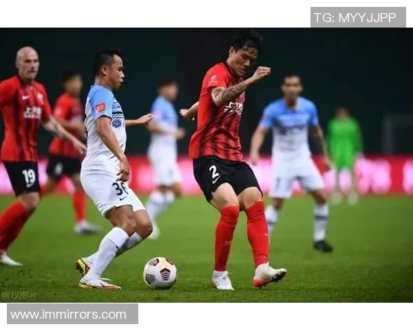 广州足球队与成都足球队赛后复盘分析：意识与战术的较量与反思