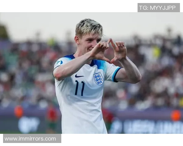 英格兰足球明星盘点：历史与现役球员的辉煌成就与影响力